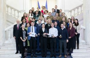 Echipa Facultății de Drept, premiată la Concursul Național de Drept Umanitar și Dreptul Refugiaților