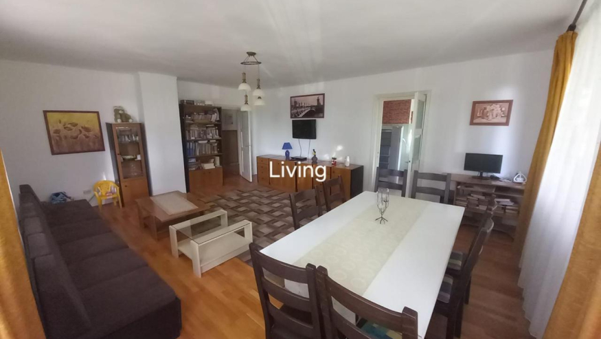 Cazare pentru studentele universităţii, prin parteneriatul cu Asociaţia „SOS Satele Copiilor” din Cisnădie