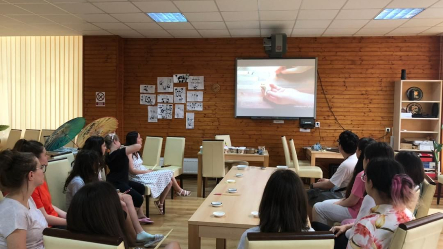 Tabăra de vară de la Păltiniș a Institutului Confucius din Sibiu 3-9 iulie 2022