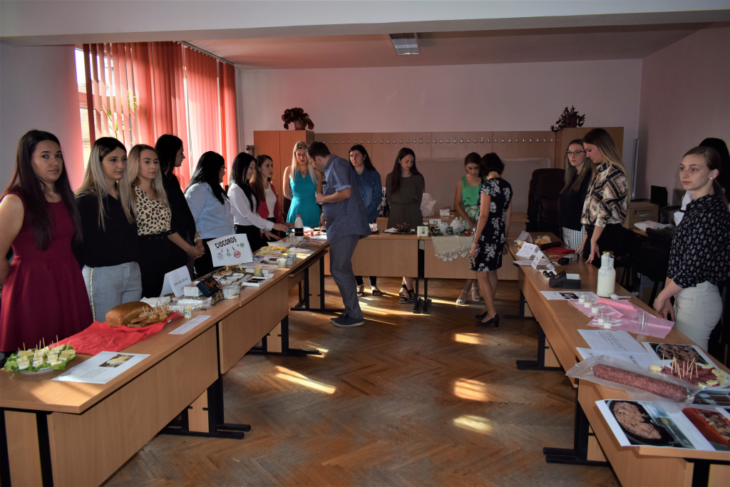 Lucrări de diplomă gastronomice realizate de studenții la ȘAIAPM